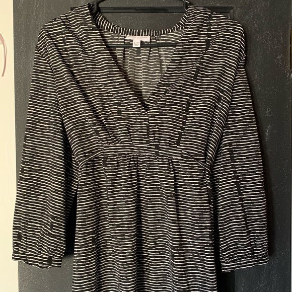 Liz Lange Maternity Shirt - Picture 5 of 5